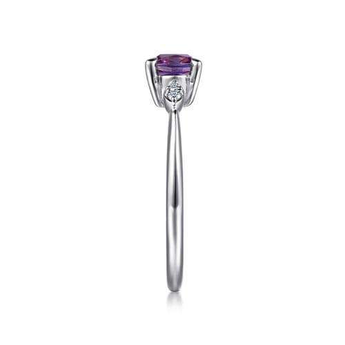 14K White Gold Oval Amethyst and Diamond Promise Ring 14K White Gold Oval Amethyst and Diamond Promise Ring