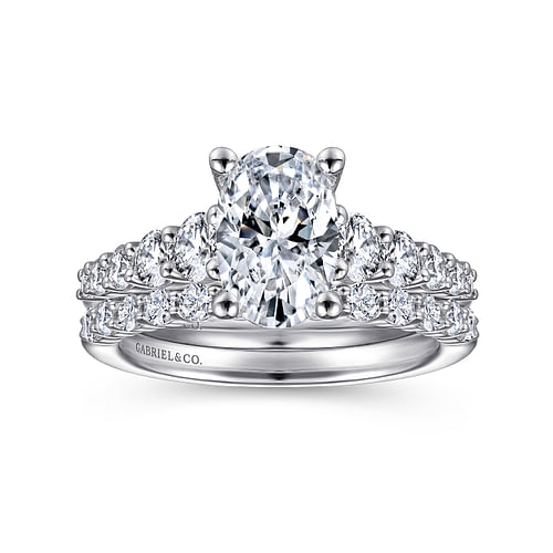 14K White Gold Oval Diamond Engagement Ring