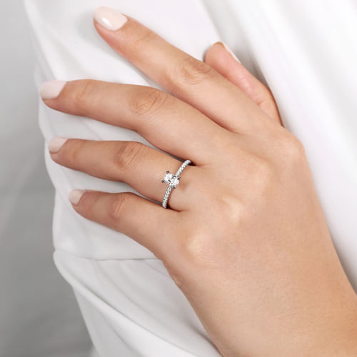 14K White Gold Oval Diamond Engagement Ring