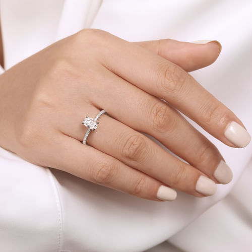 14K White Gold Oval Diamond Engagement Ring