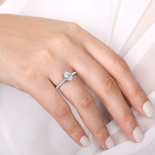 14K White Gold Oval Diamond Engagement Ring