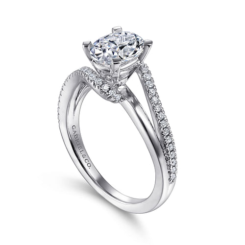 14K White Gold Oval Diamond Engagement Ring