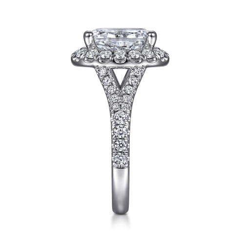14K White Gold Oval Halo Diamond Engagement Ring 14K White Gold Oval Halo Diamond Engagement Ring