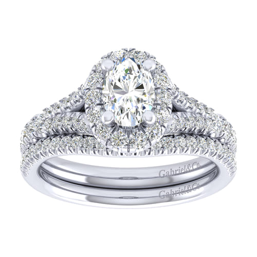 14K White Gold Oval Halo Diamond Engagement Ring 14K White Gold Oval Halo Diamond Engagement Ring