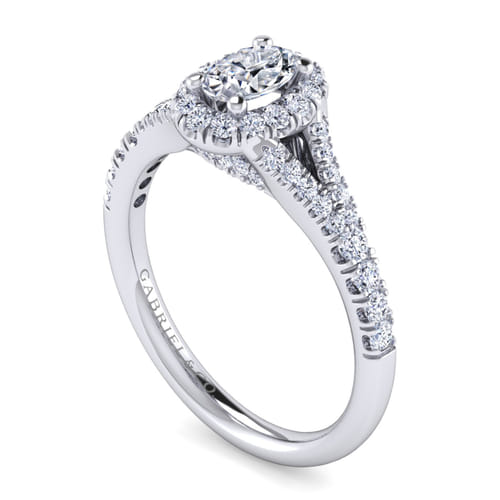 14K White Gold Oval Halo Diamond Engagement Ring 14K White Gold Oval Halo Diamond Engagement Ring