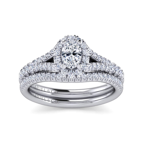 14K White Gold Oval Halo Diamond Engagement Ring 14K White Gold Oval Halo Diamond Engagement Ring