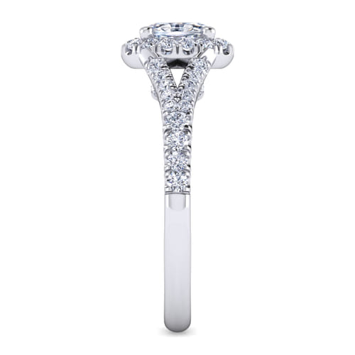 14K White Gold Oval Halo Diamond Engagement Ring 14K White Gold Oval Halo Diamond Engagement Ring