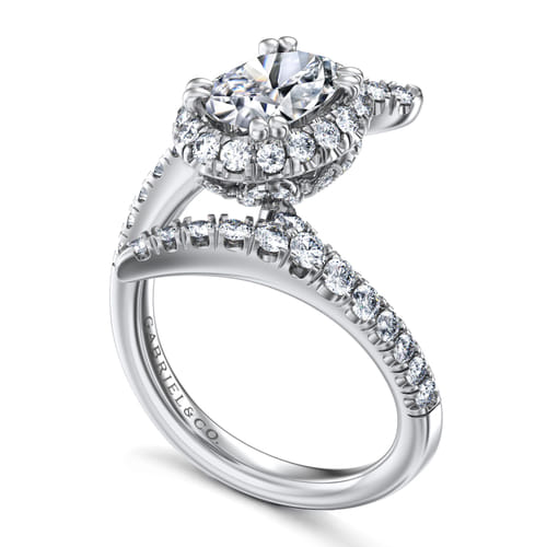 14K White Gold Oval Halo Diamond Engagement Ring 14K White Gold Oval Halo Diamond Engagement Ring