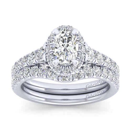 14K White Gold Oval Halo Diamond Engagement Ring 14K White Gold Oval Halo Diamond Engagement Ring