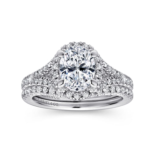 14K White Gold Oval Halo Diamond Engagement Ring