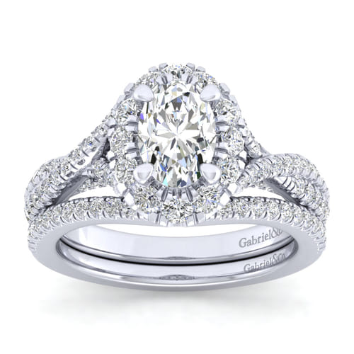 14K White Gold Oval Halo Diamond Engagement Ring