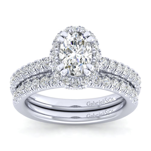 14K White Gold Oval Halo Diamond Engagement Ring