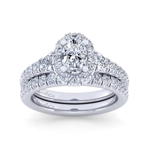 14K White Gold Oval Halo Diamond Engagement Ring