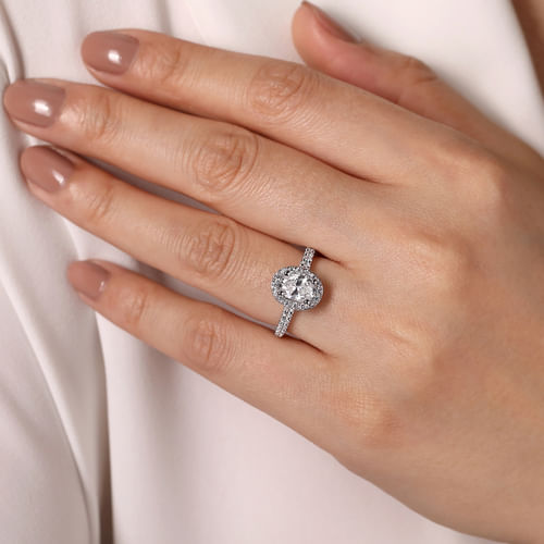 14K White Gold Oval Halo Diamond Engagement Ring