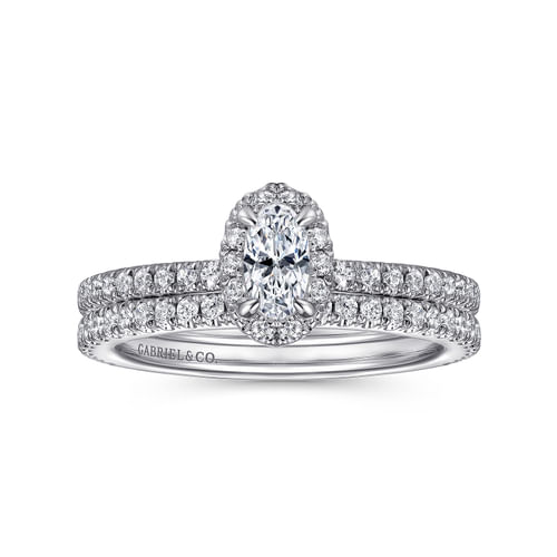 14K White Gold Oval Halo Diamond Engagement Ring