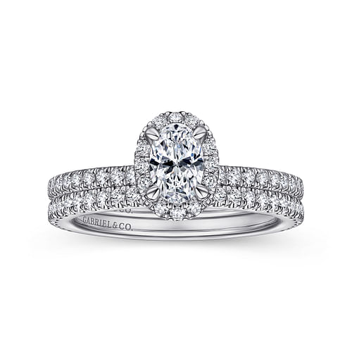 14K White Gold Oval Halo Diamond Engagement Ring