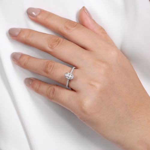 14K White Gold Oval Halo Diamond Engagement Ring