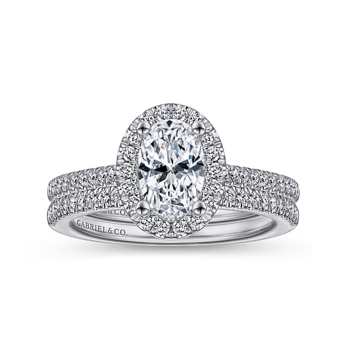 14K White Gold Oval Halo Diamond Engagement Ring