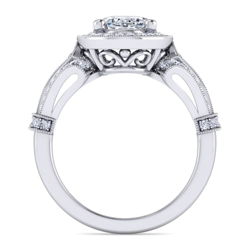 14K White Gold Oval Halo Diamond Engagement Ring