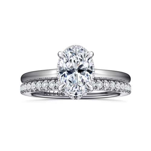 14K White Gold Oval Halo Diamond Engagement Ring