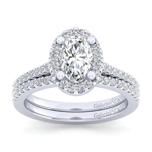 14K White Gold Oval Halo Diamond Engagement Ring