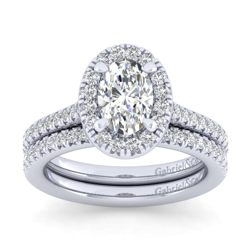 14K White Gold Oval Halo Diamond Engagement Ring