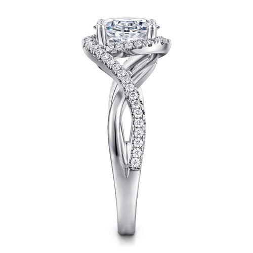 14K White Gold Oval Halo Diamond Engagement Ring