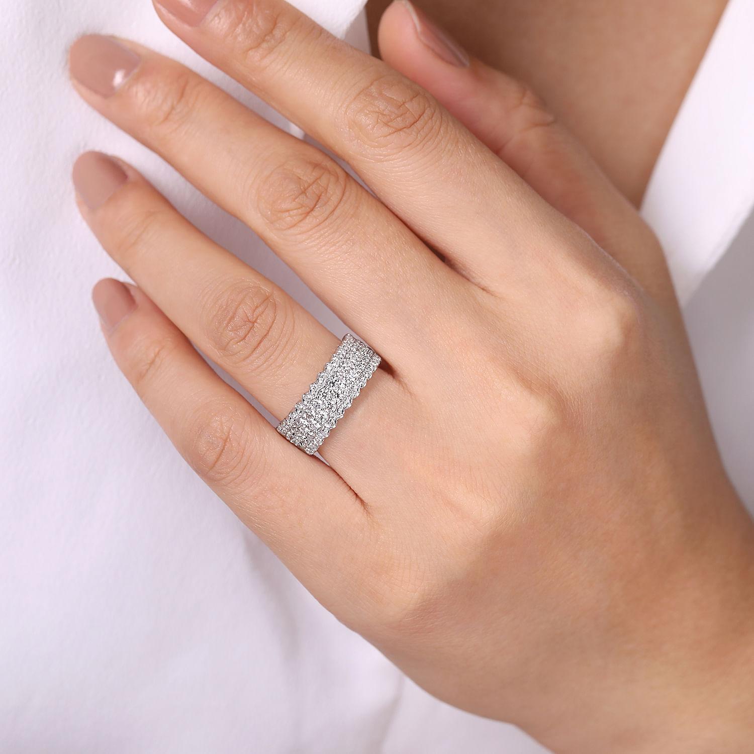 14K White Gold Pavé Diamond Ring