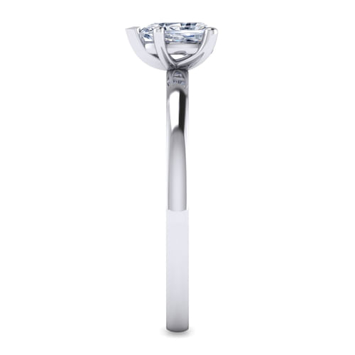 14K White Gold Pear Shape Solitaire Engagement Ring