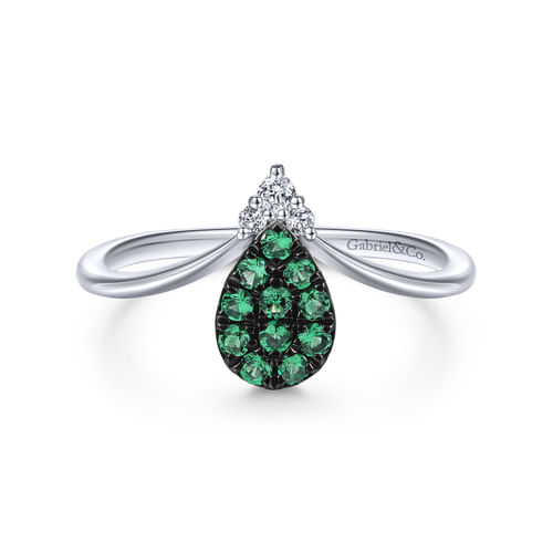 14K White Gold Pear Shaped Emerald Cluster and Diamond Ring