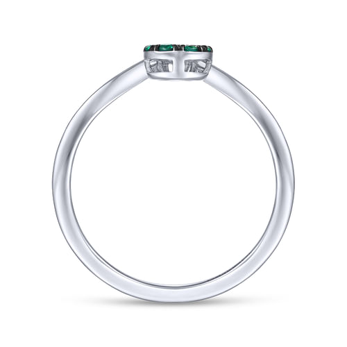 14K White Gold Pear Shaped Emerald Cluster and Diamond Ring