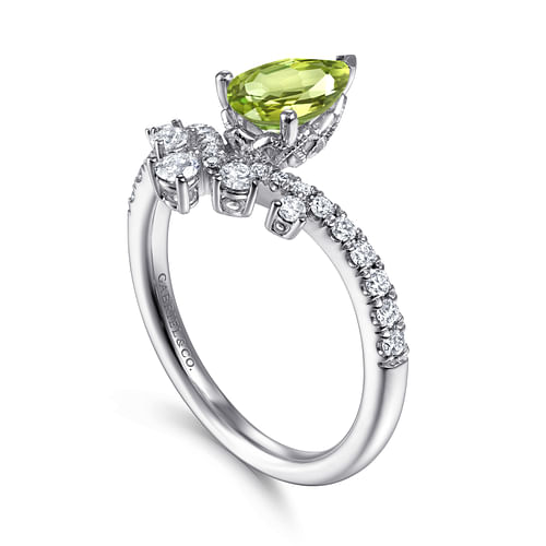 14K White Gold Pear Shaped Peridot with Diamond Burst