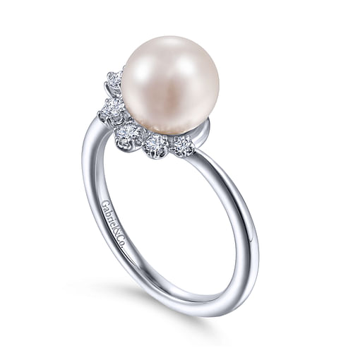 14K White Gold Pearl Ring with Diamond Accent