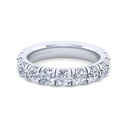 14K White Gold Round 11 Stone Diamond Anniversary Band