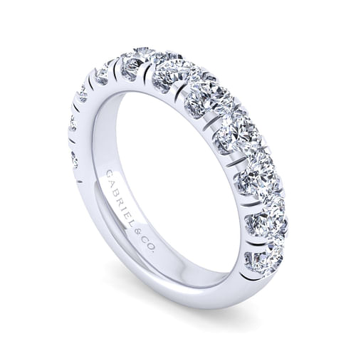 14K White Gold Round 11 Stone Diamond Anniversary Band