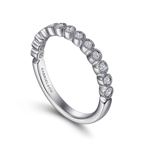 14K White Gold Round 13 Stone Diamond Anniversary Band