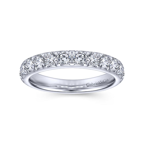 14K White Gold Round 14 Stone Diamond Wedding Band