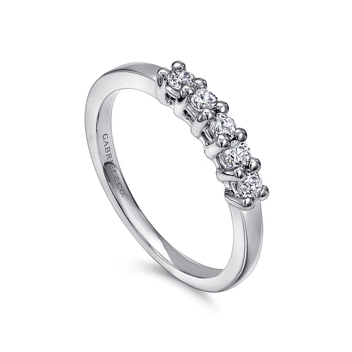 14K White Gold Round 5 Stone Shared Prong Diamond Anniversary Band