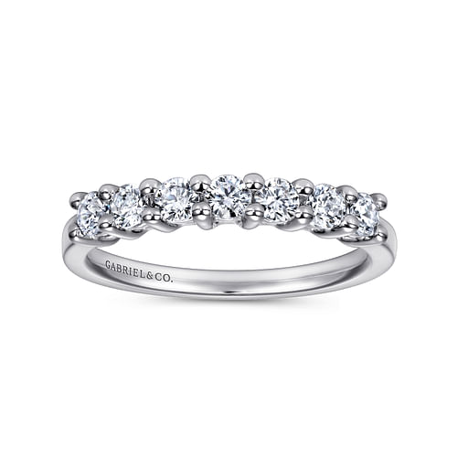 14K White Gold Round 7 Stone Shared Prong Diamond Anniversary Band