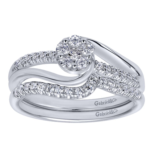 14K White Gold Round Cluster Diamond Engagement Ring