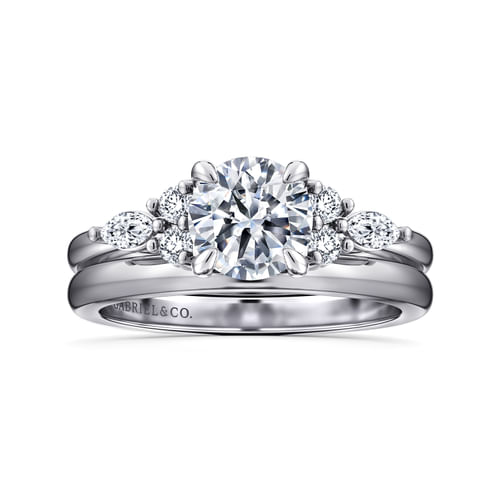 14K White Gold Round Diamond Cluster Engagement Ring