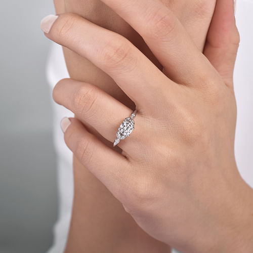 14K White Gold Round Diamond Engagement Ring