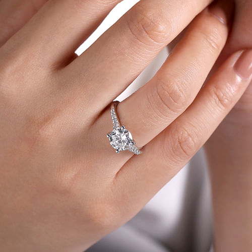 14K White Gold Round Diamond Engagement Ring