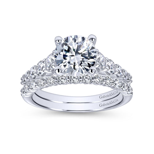 14K White Gold Round Diamond Engagement Ring