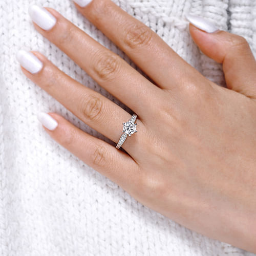 14K White Gold Round Diamond Engagement Ring