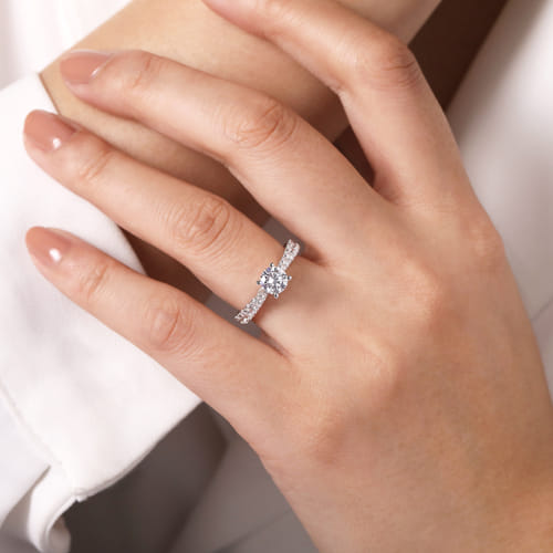 14K White Gold Round Diamond Engagement Ring