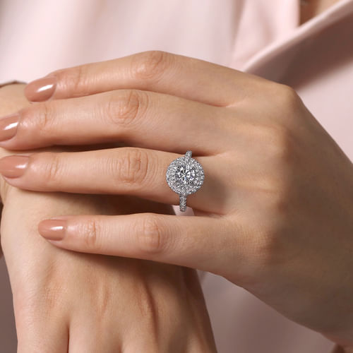 14K White Gold Round Diamond Engagement Ring