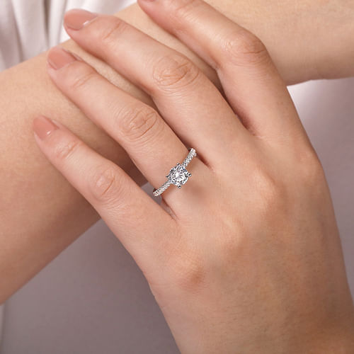 14K White Gold Round Diamond Engagement Ring