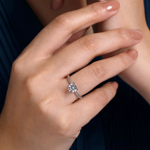 14K White Gold Round Diamond Engagement Ring