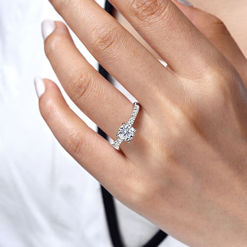 14K White Gold Round Diamond Engagement Ring